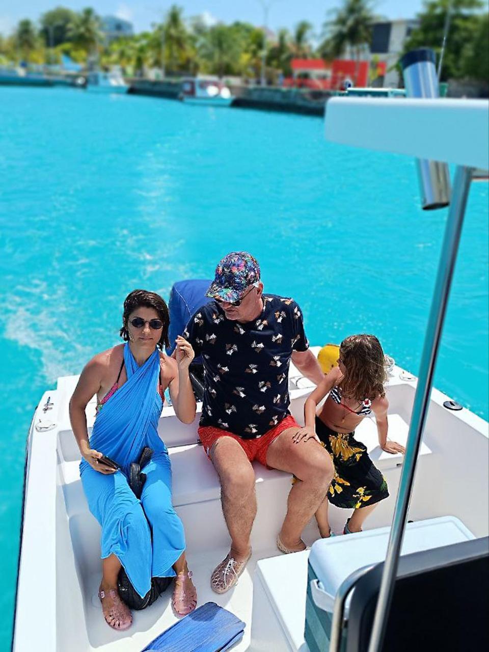 Rindali - The Speedboat From Male To The Hotel Departs At 1130 Every Monday Thursday And Saturday And From The Hotel To Male At 0630 And Five Domestic Flights Are Available Every Day Olhuveli  Exterior foto